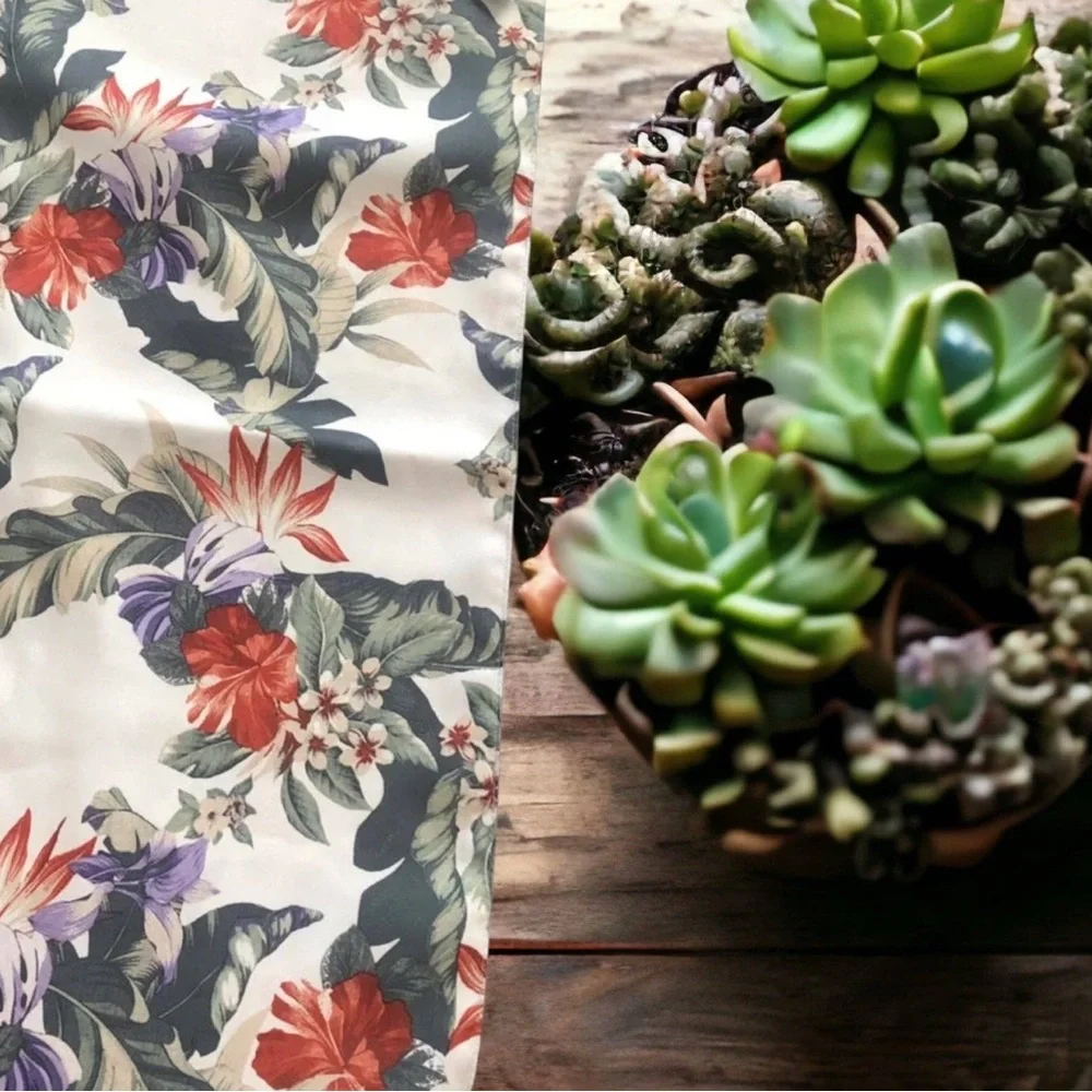 Tommy Bahama Tropical Table Runner